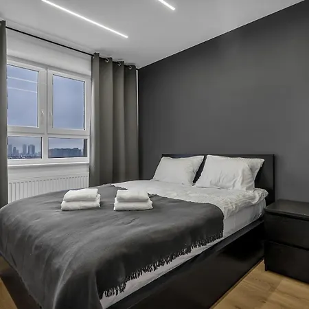 12th Floor Wola Modern By Bookinghost Apartman Varsó
