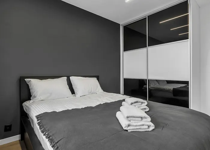 12th Floor Wola Modern By Bookinghost * Warszawa