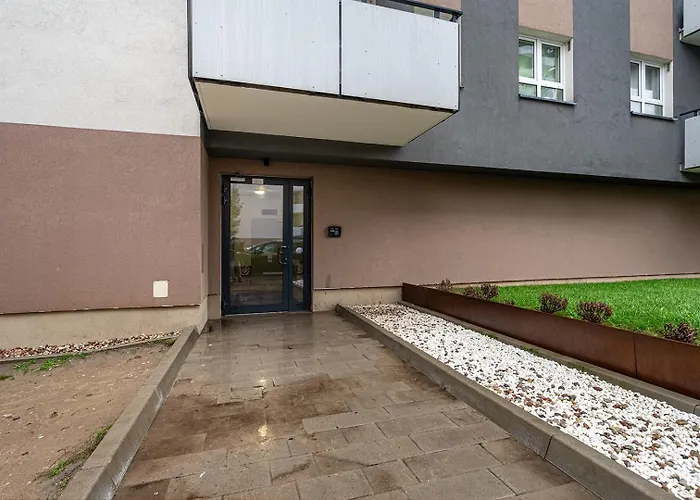 12th Floor Wola Modern By Bookinghost *