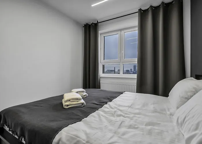 12th Floor Wola Modern By Bookinghost *