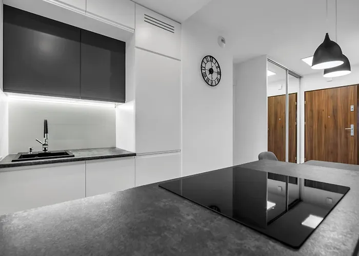 12th Floor Wola Modern By Bookinghost *