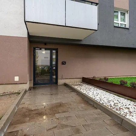 12th Floor Wola Modern By Bookinghost *